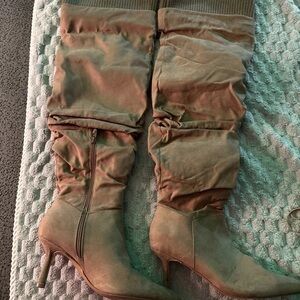 Slouchy Knee-High Heeled Boots in Tan Suede